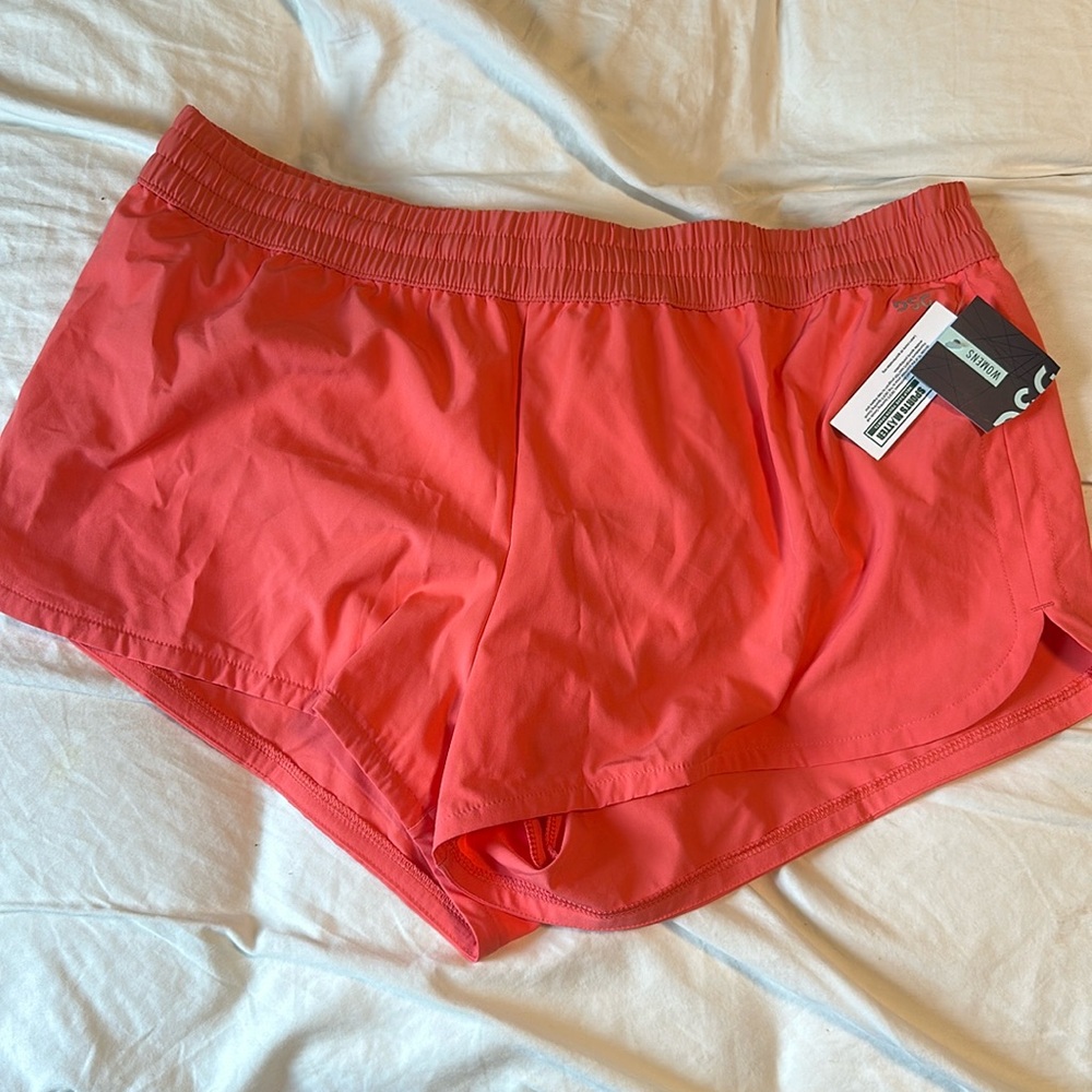Mid rise running shorts